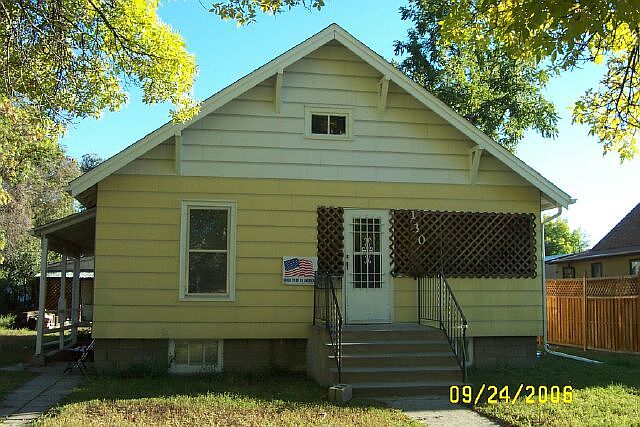 1st image of 130 Custer Ave APT 2