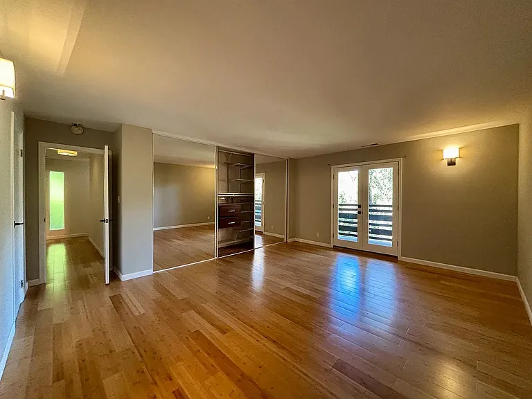 Westover Dr — Photo 28