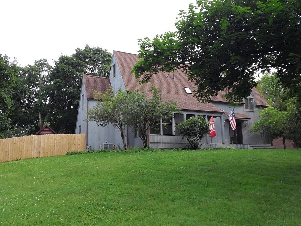 1st image of 155 High St