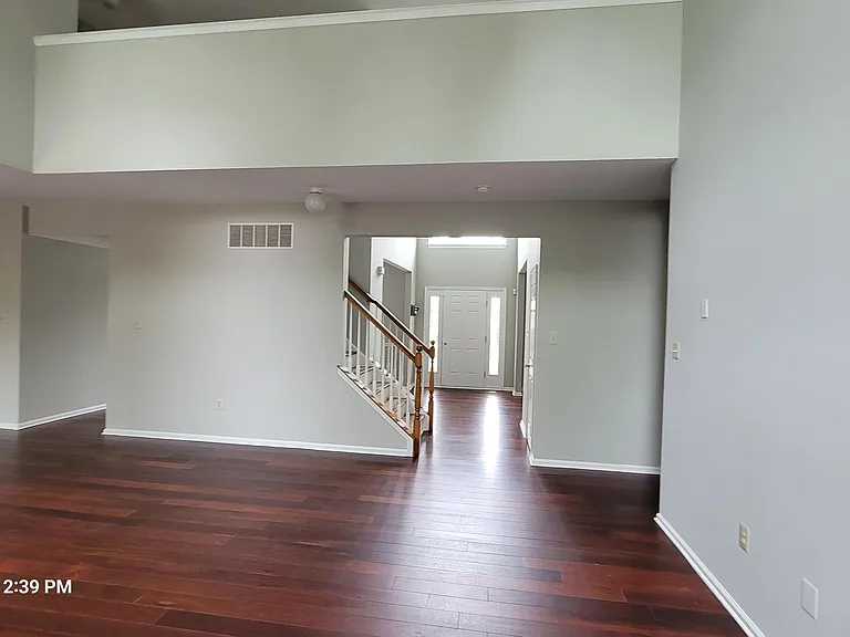 155 Addison Ln — Photo 17