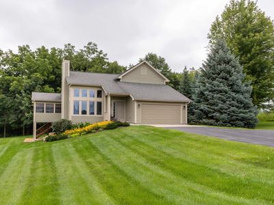 7 Signal Point Ln, Galena, IL, 61036