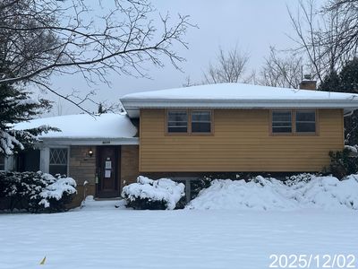9276 N Western Ave, Des Plaines, IL, 60016
