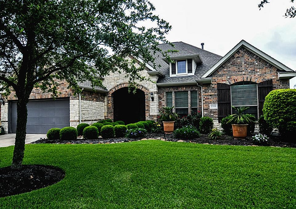 1st image of 2308 Azahar Ct