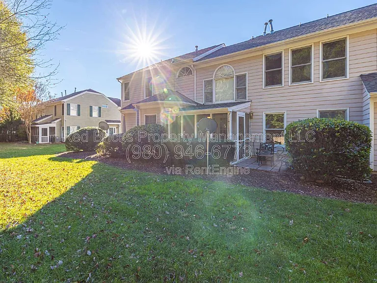4709 Morning Dew Ct — Photo 35