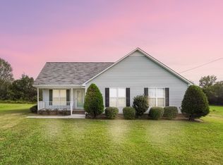 42 Hunters Ridge Dr, Fayetteville, TN 37334