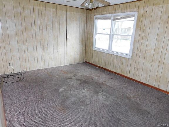 3rd image of 88 Windwood Ct
