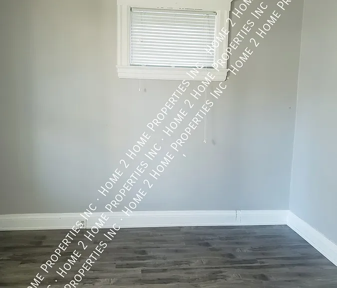 519 Oak St #MAIN — Photo 5
