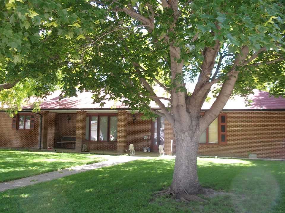 1st image of 2202 Sunset Dr