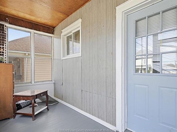 5th image of 1023 Hall Ave
