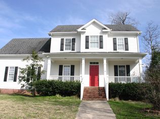 101 Glen Cairn Ct, Apex, NC 27502