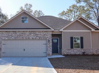 146 Gulledge Rd, Headland, AL 36345