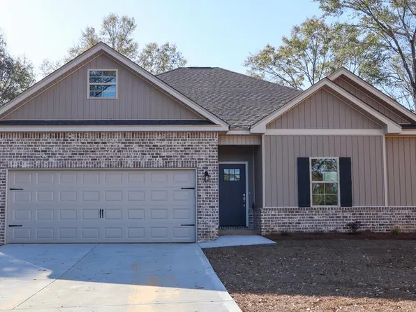 146 Gulledge Rd, Headland, AL 36345