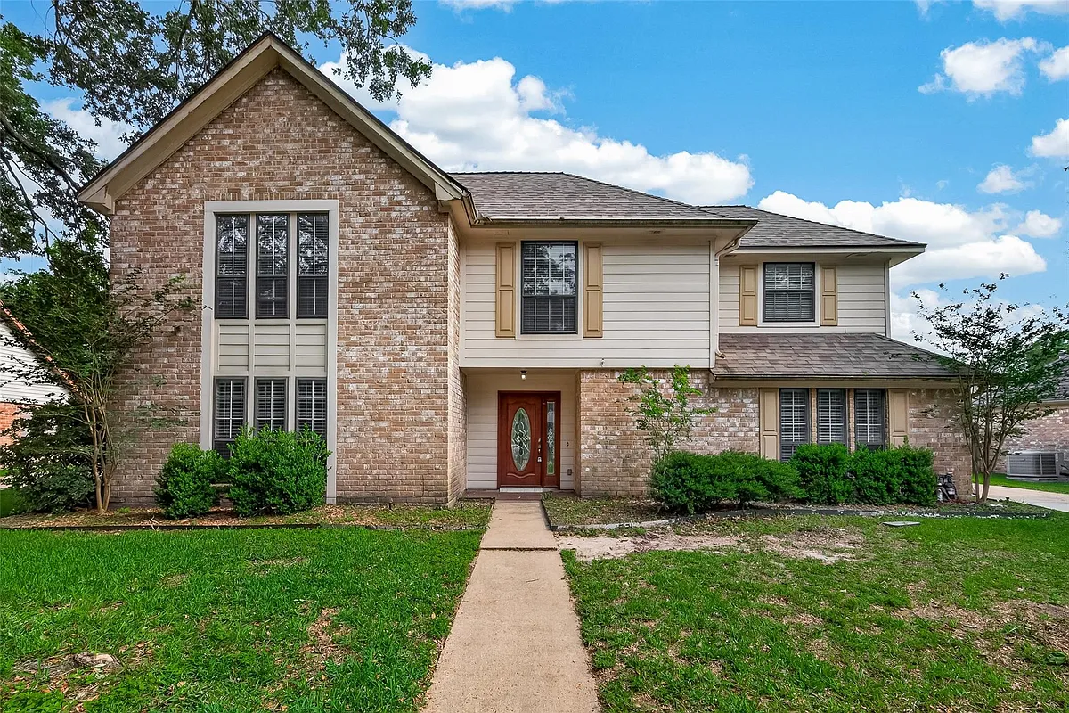 Building Photo - 18111 Shireoak Dr