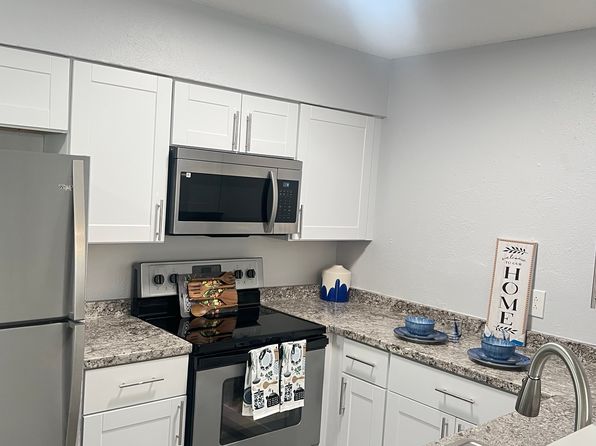 4622 Miller Ave APT 230