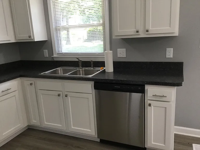 2926 Brigadoon Pkwy — Photo 14