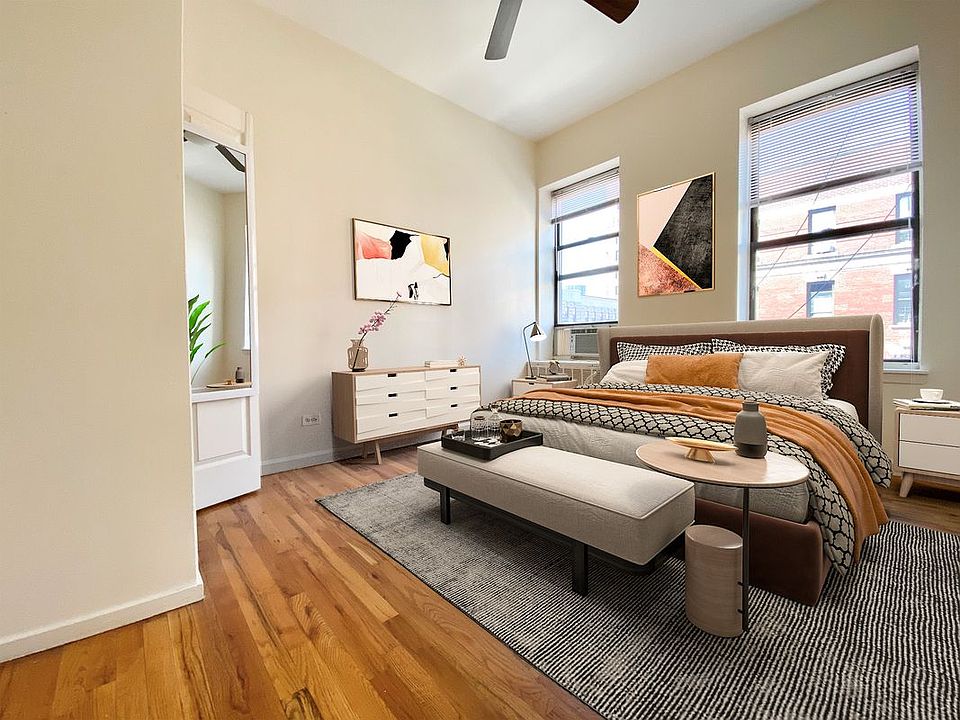 1st image of 150 Manhattan Ave #4CD