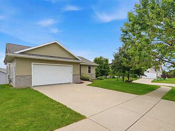 2nd image of 6205 Palmetto Cir SW