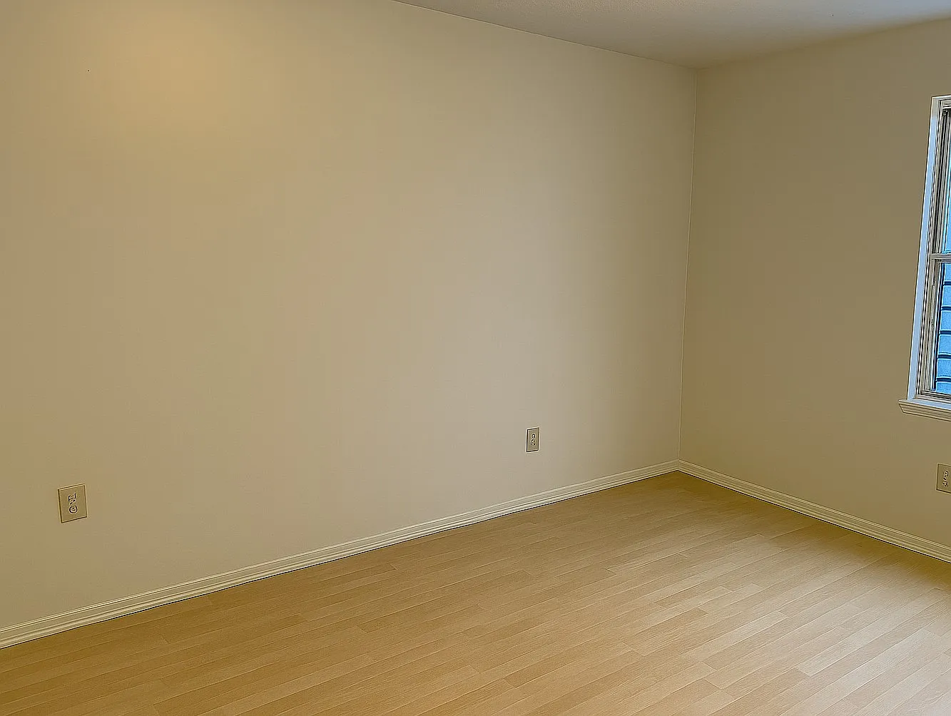 2 bed, $1,400 — Photo 4