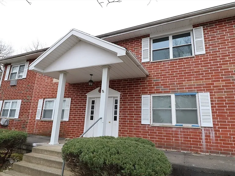 139 Litchfield Pines Dr #D — Photo 1