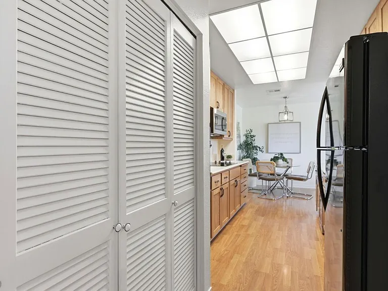 1110 Bayswater Ave #303 — Photo 15