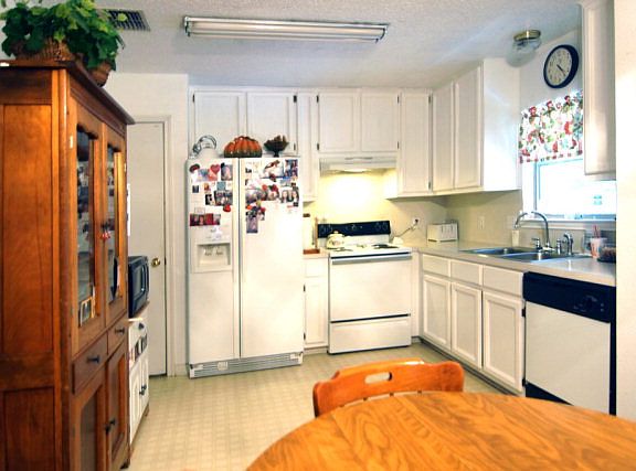 3rd image of 109 Majestic Ln