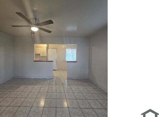 4222 E Sierra Madre Ave, Fresno, CA 93726