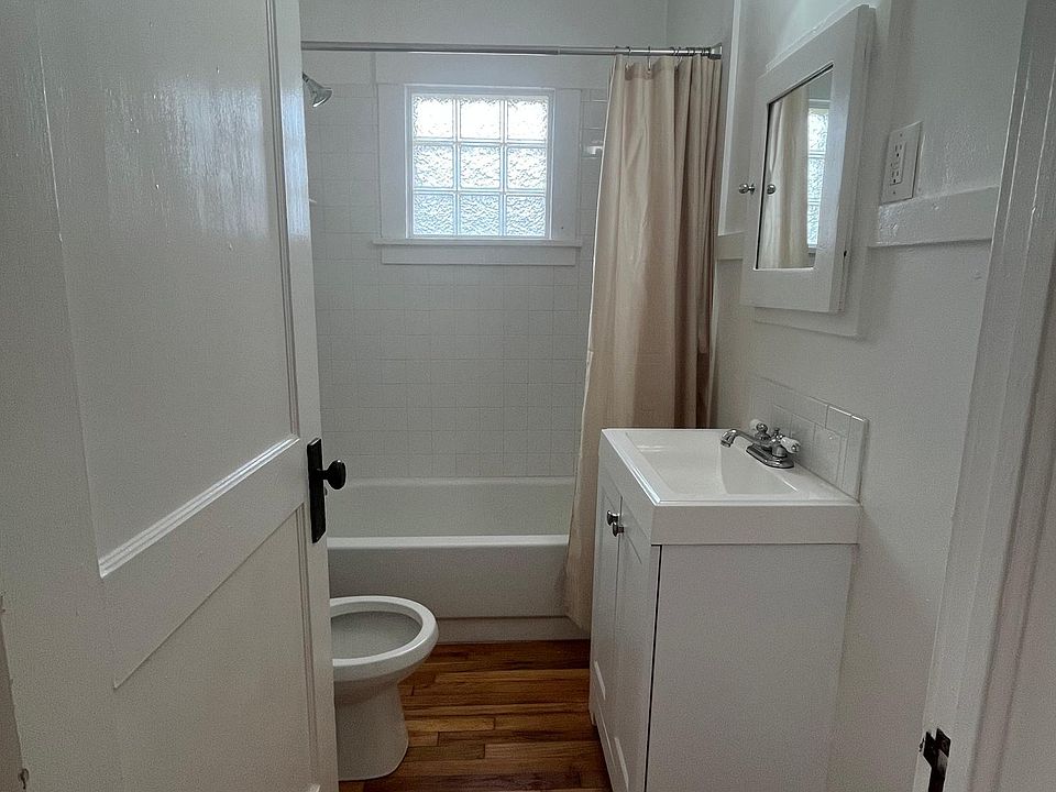 Full Bath