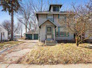 1527 Massachusetts Ave, Lansing, MI 48906