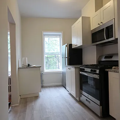 Rented by Nooklyn NYC LLC | media 32