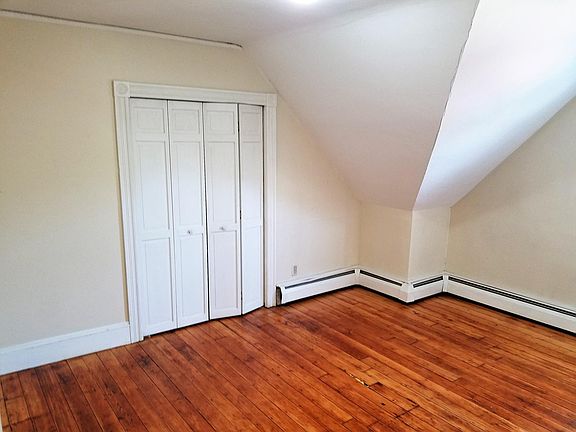 Bedroom with 2 closets