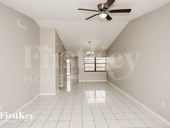 3rd image of 4610 SW 143rd Ct W