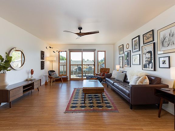 3rd image of 515 Escalona Dr