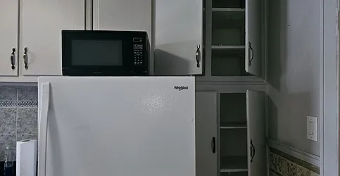 Rented by Halvatzis Realty