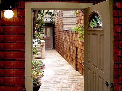 Exterior door leads from street to private entry