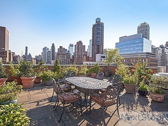 2nd image of 333 E 66th St APT 6M