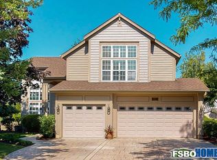 1318 Geneva Ln, Bartlett, IL