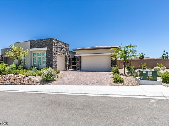 2nd image of 988 Edinburgh Fields Ct