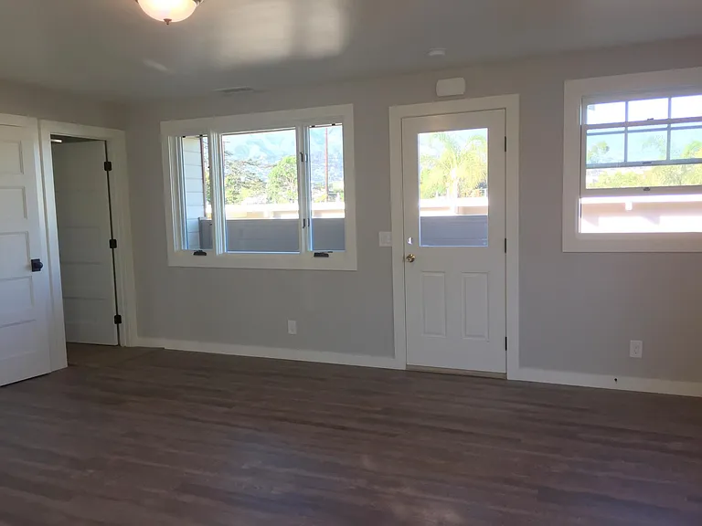 317 W Canon Perdido St #4 — Photo 5