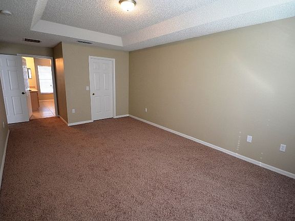 5th image of 3271 Courtland Blvd