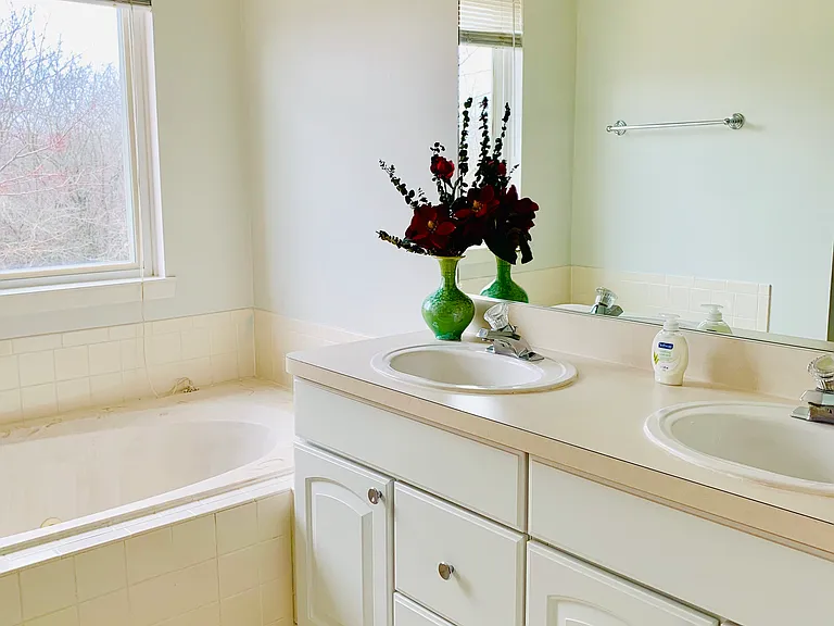 3416 Honeysuckle Ct — Photo 10