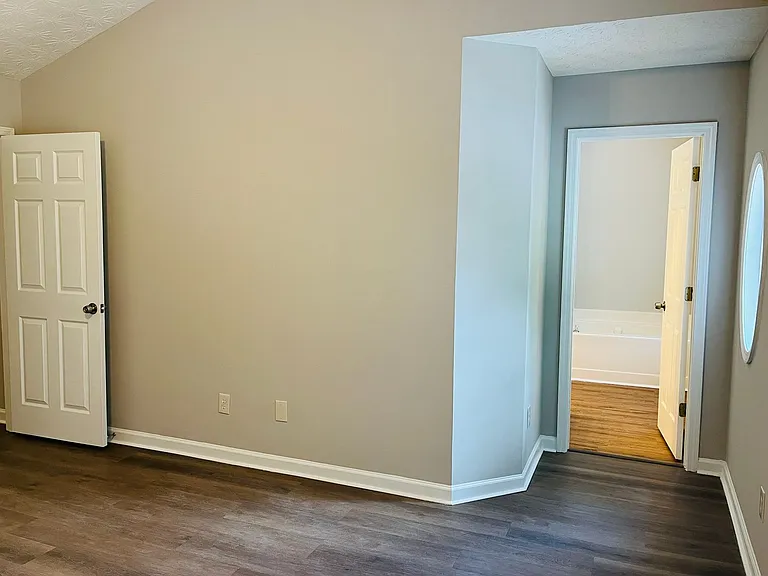 4014 Carisbrook Dr — Photo 33