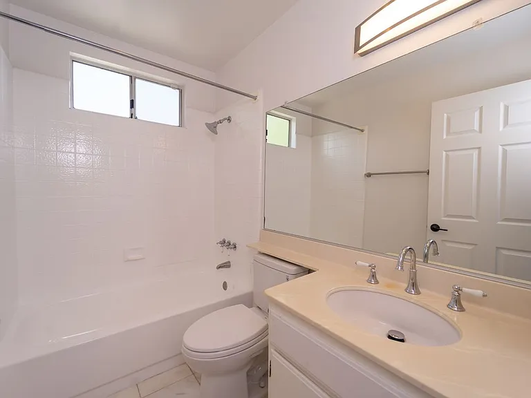 4365 Oak Glen St — Photo 9
