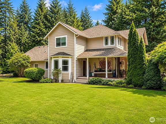 2nd image of 17043 156th Lane SE