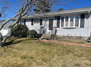 117 Eileen Rd, West Haven, CT 06516