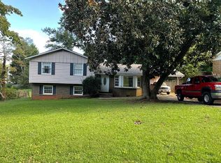 393 Dan Pl SE, Smyrna, GA 30082