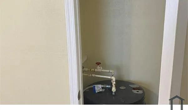 1 bed, 700 sqft, $899 — Photo 3