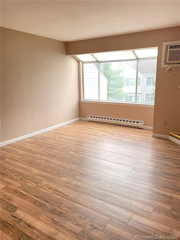 1 bed, 740 sqft, $1,850 — Photo 4