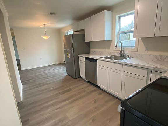 5th image of 722 Palm Beach Drive