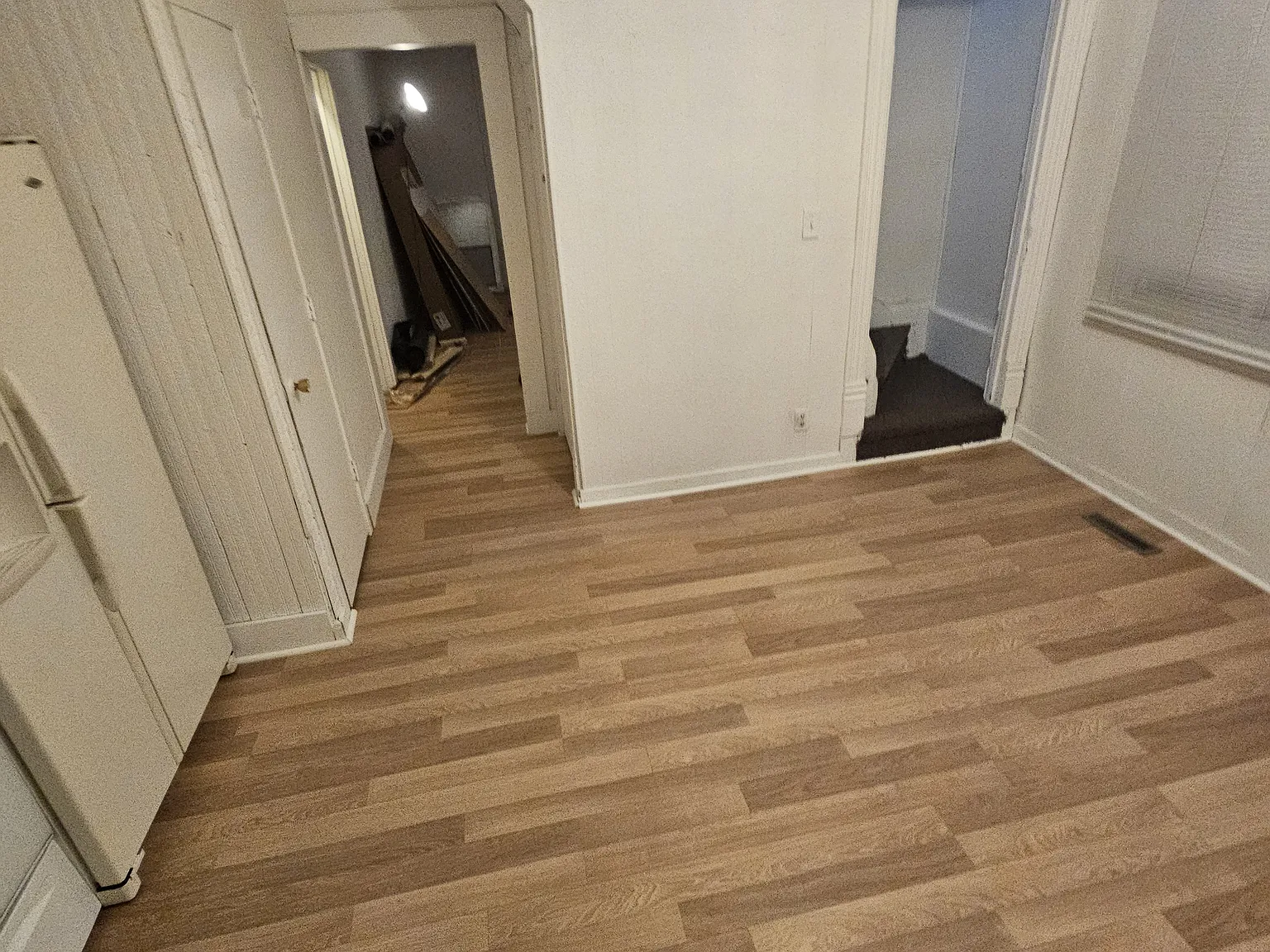501 Duplex — Photo 4