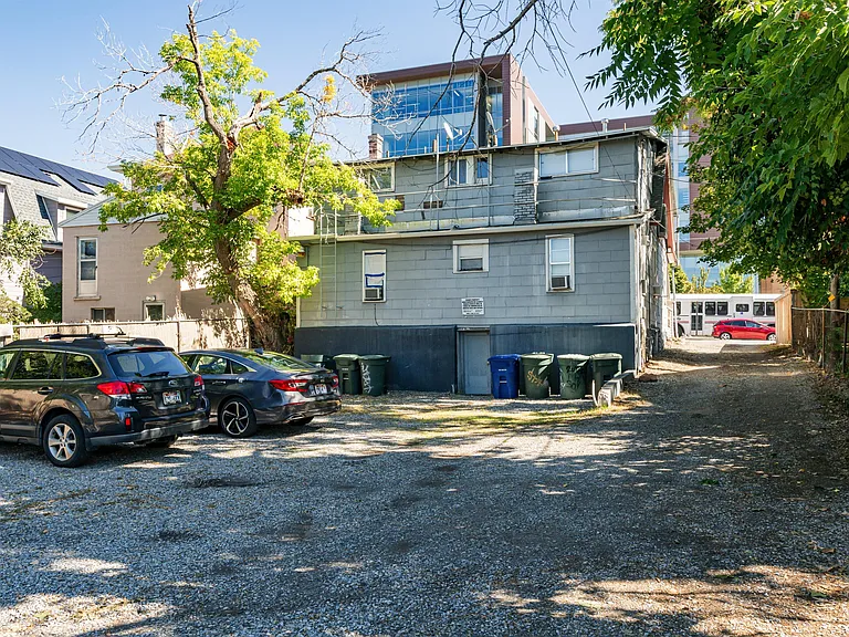 368 S University St — Photo 13